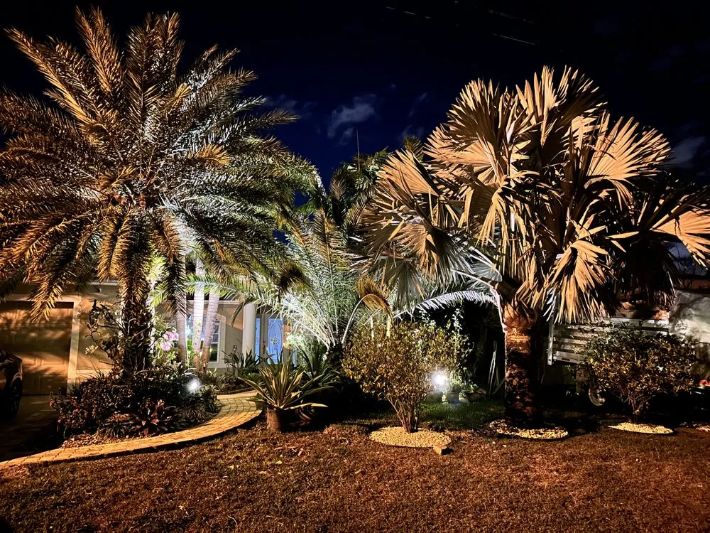 Trusted yard cleanup service for homes in Port St. Lucie, FL by Eddie’s Creations