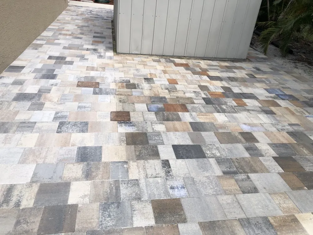 Custom yard maintenance in Port St. Lucie, FL - Eddie’s Creations