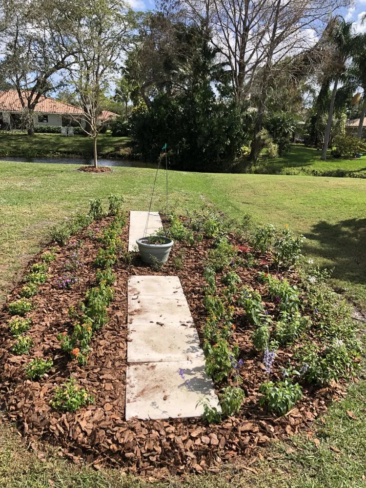 Professional outdoor landscaping in Port St. Lucie, FL by Eddie’s Creations