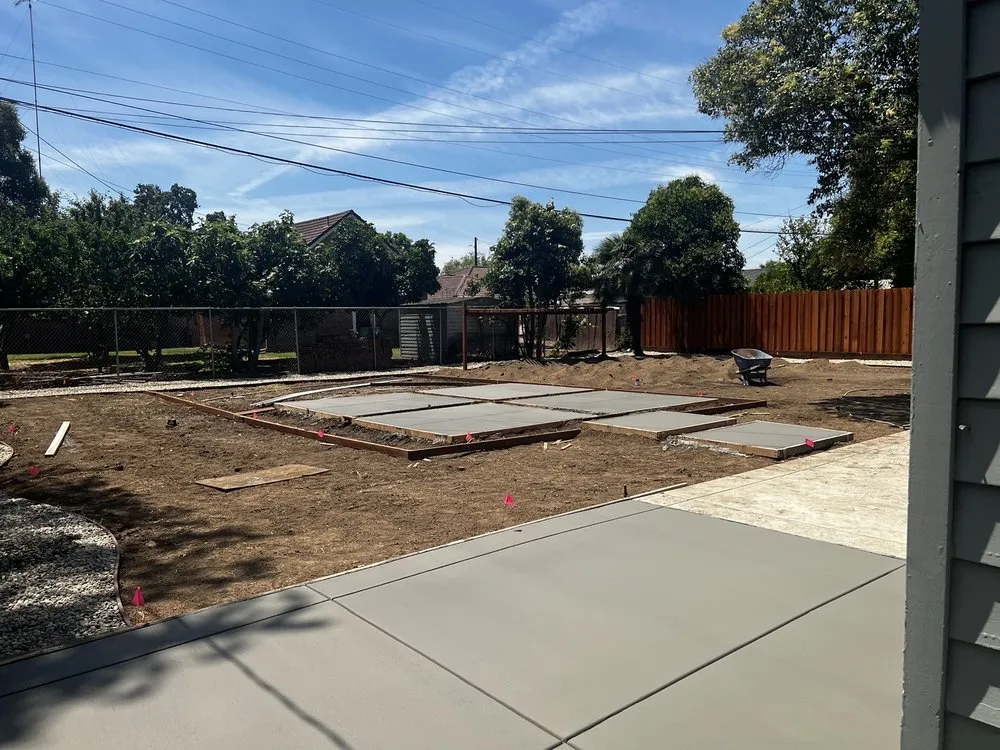 Custom lawn mowing service experts serving Stockton, CA - Eddie's Landscaping