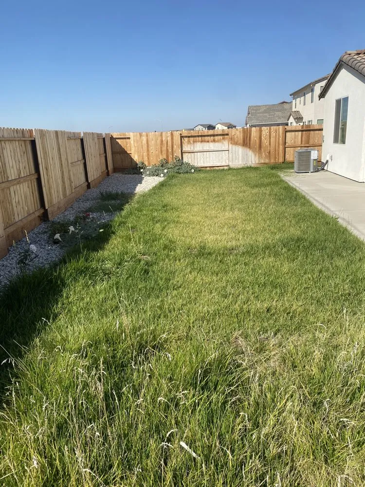 Trusted garden landscaping for residential properties in Lodi, CA by Eddie's LawnCare & Maintenance