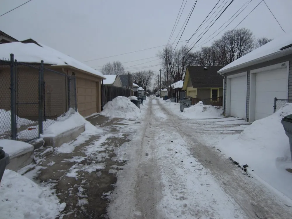 Expert outdoor landscaping for homes in Minneapolis, MN by Eddie’s Property Services