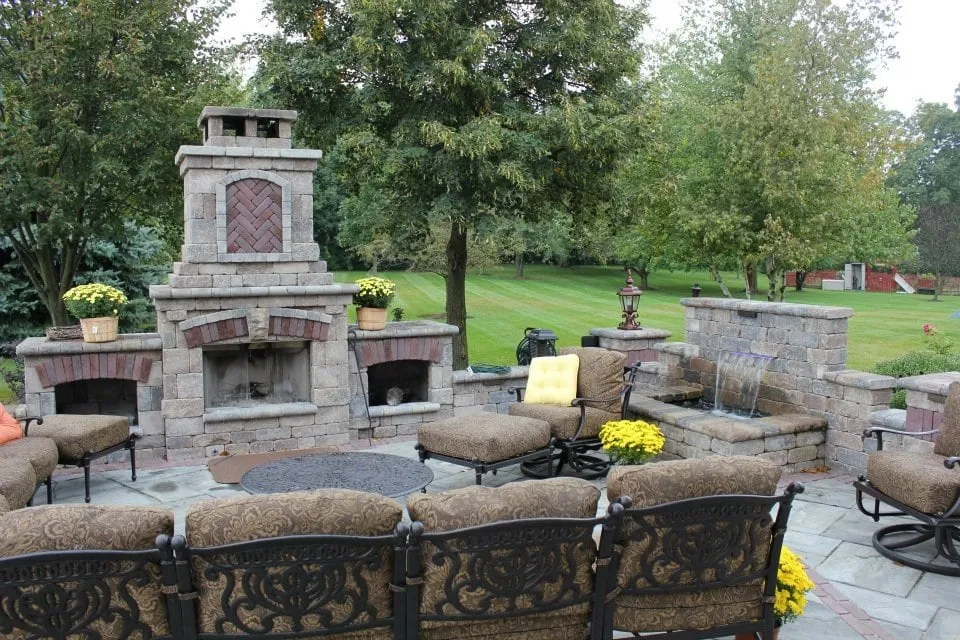 Affordable lawn mowing service for residential properties across Woodstock, IL - Eddie's Tree Removal