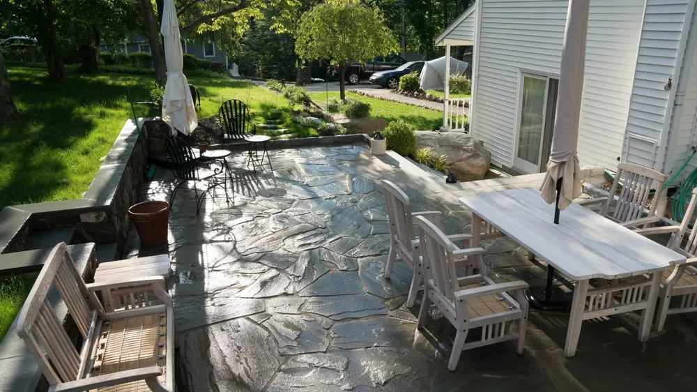 Professional outdoor landscaping in Yorktown Heights, NY - Eddie's Yard
