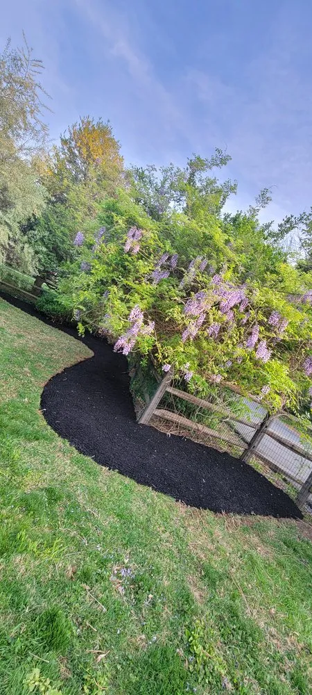 Reliable garden landscaping experts serving Eagleville, PA - Eddy's Landscaping & Lawn Services