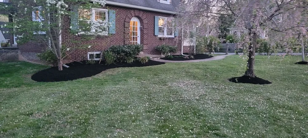 Local garden landscaping experts serving Eagleville, PA - Eddy's Landscaping & Lawn Services