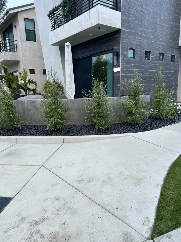 Trusted lawn mowing service for homes across Huntington Beach, CA - Edel's Landscaping & Maintenance