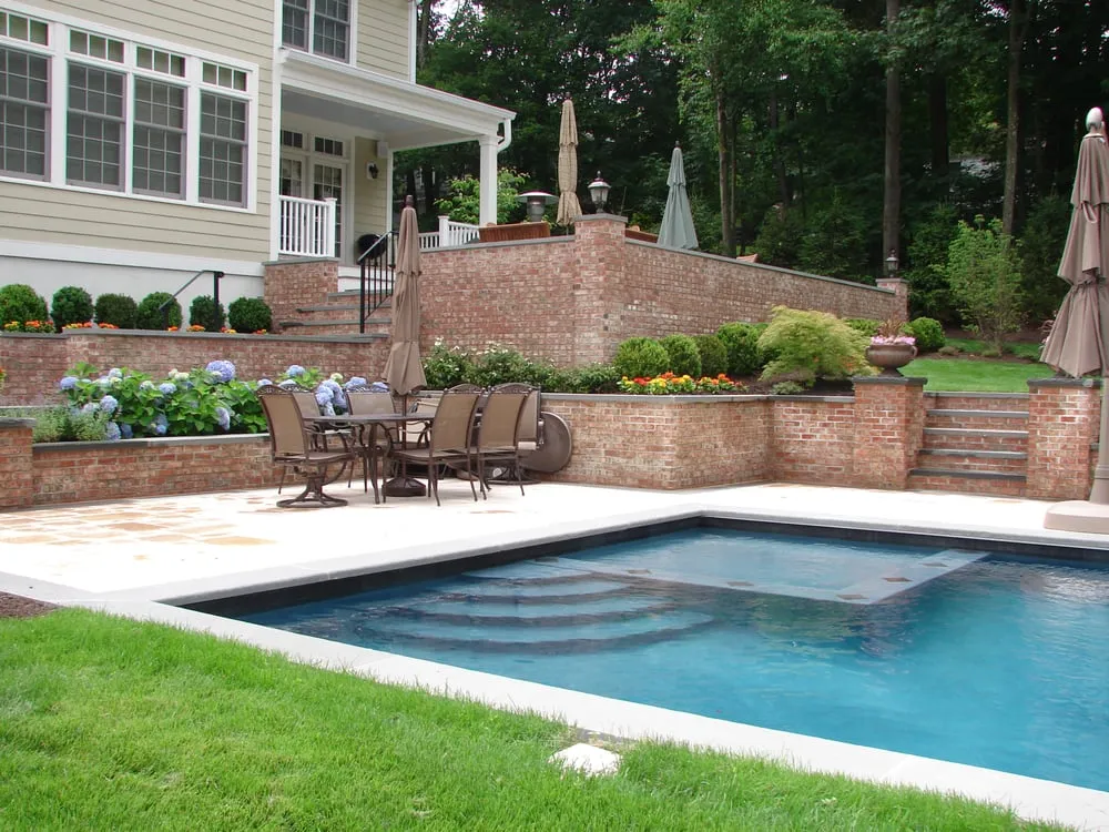 Custom lawn mowing service experts serving Port Murray, NJ - Eden Design Landscape Architects