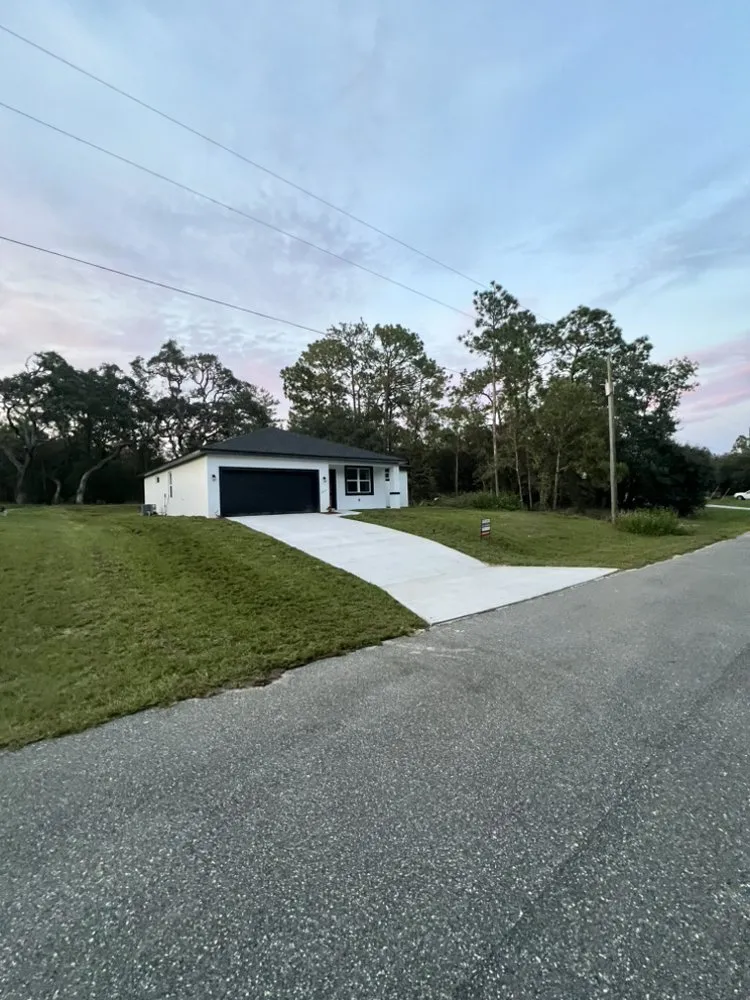 Professional residential landscaping in Citrus Springs, FL - Eden Exteriors