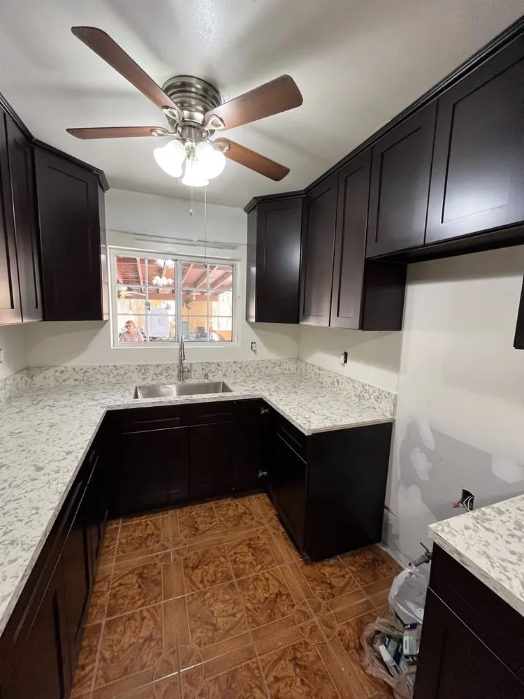 Trusted yard cleanup service for year-round maintenance across Lynwood, CA - Eden Floors Los Angeles Construction