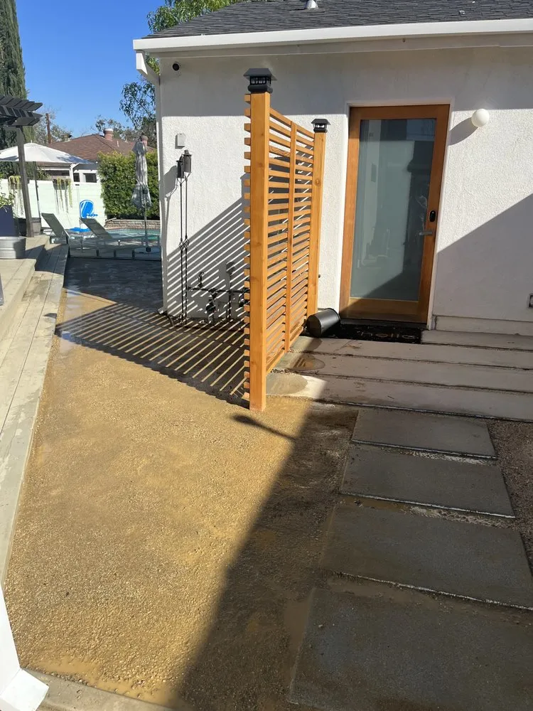 Expert garden landscaping for homes in Los Angeles, CA by Eden gardener