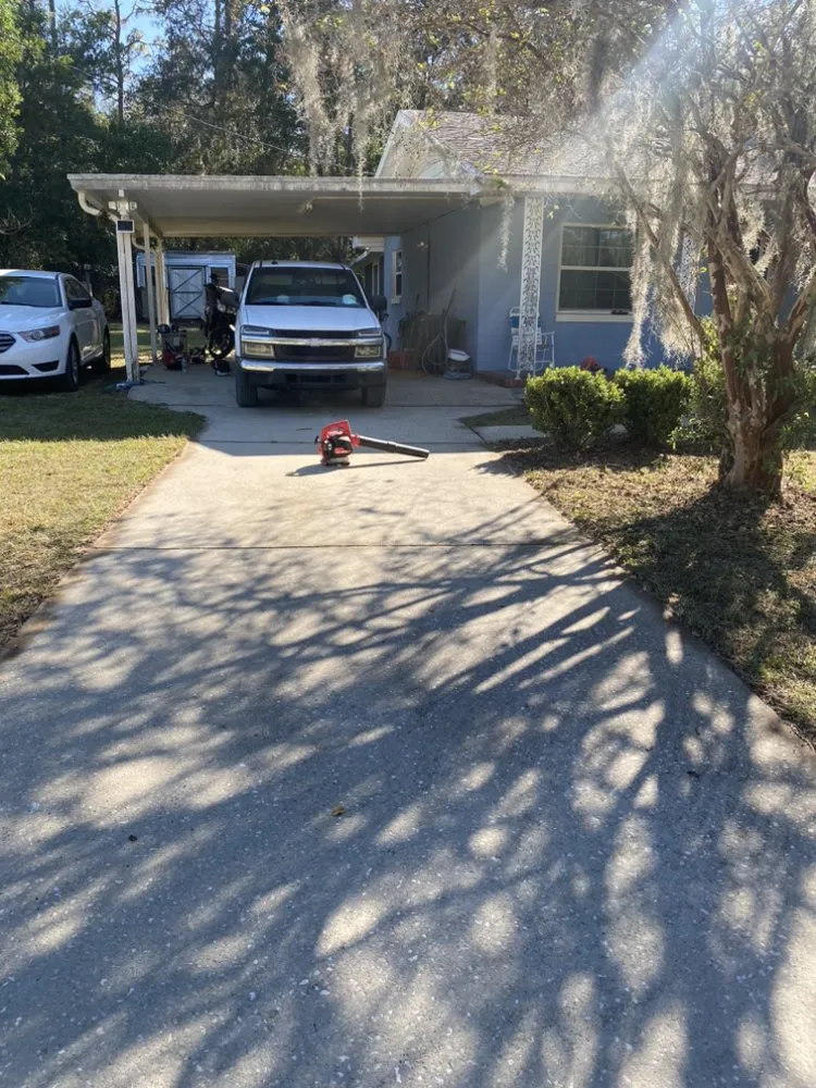 Top-rated garden landscaping in Williston, FL by Eden Lawn Care