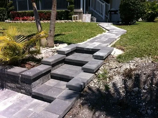 Reliable lawn care service in Sunrise, FL - Eden Outdoors