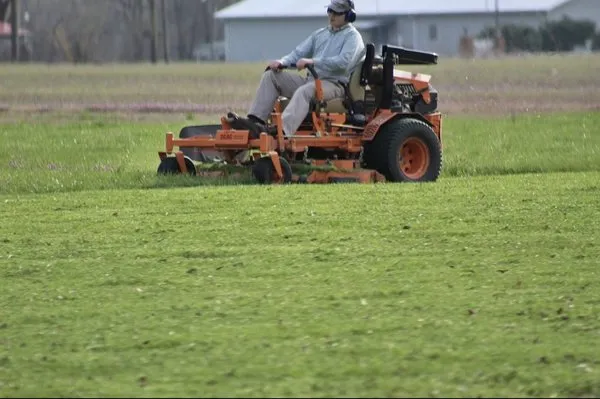 Eden’s Edge Lawn Care