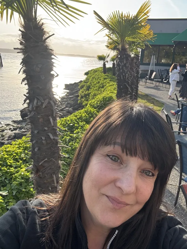 Expert yard maintenance with custom design in Shoreline, WA by Eden's Gardens