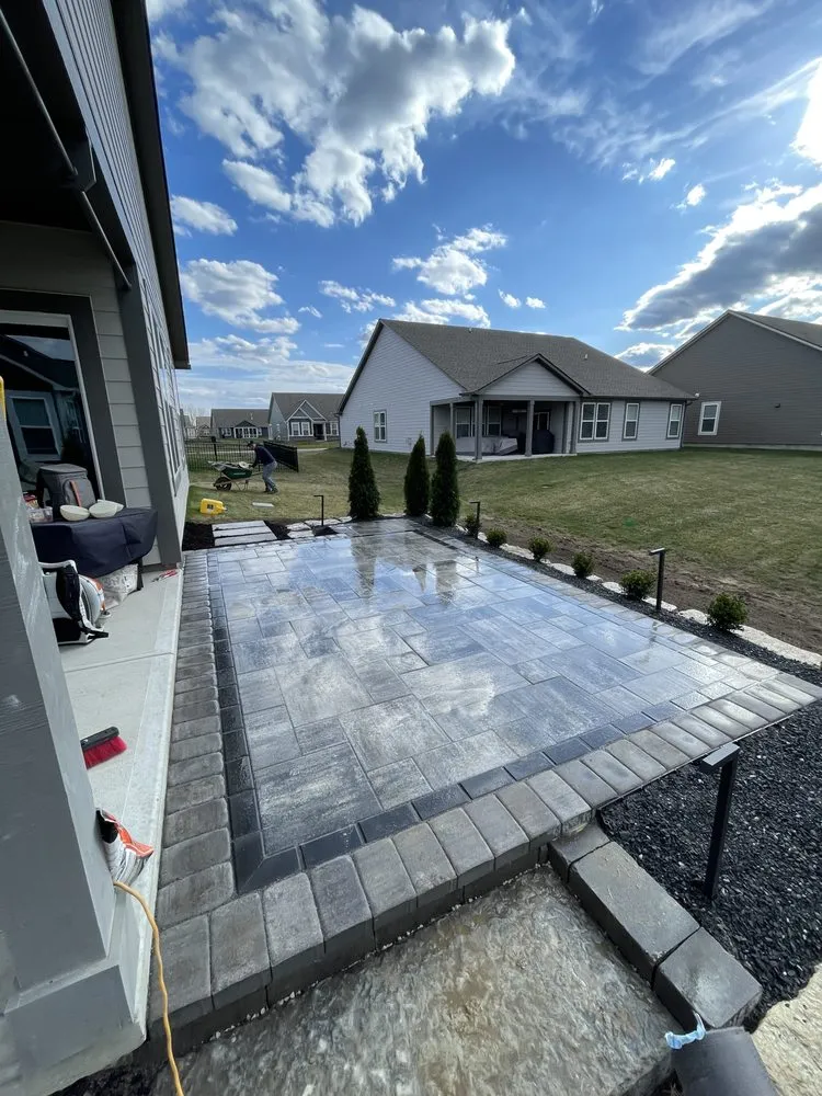 Top-rated residential landscaping experts serving Indianapolis, IN - Eden's Landscaping and Gardening