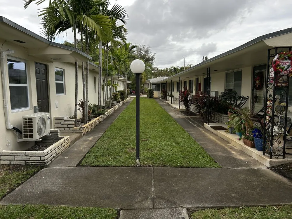 Expert garden landscaping for outdoor upgrades in Miami, FL by Eden’s Lawn Care Services