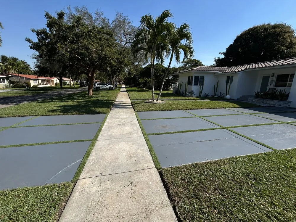Custom residential landscaping in Miami, FL by Eden’s Lawn Care Services