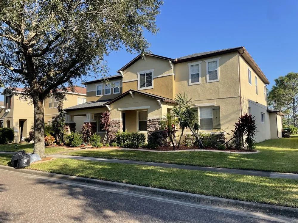 Professional landscaping services in Alafaya, FL by Edens Lawncare Landscape