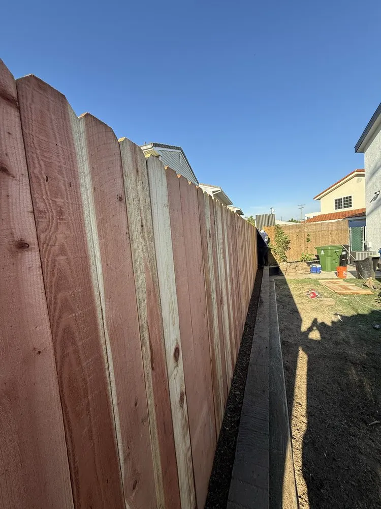 Top-rated yard cleanup service in Wilmington, CA by Edgar Landscaping