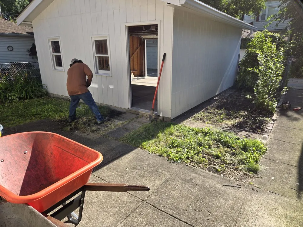 Custom landscape design in Chicago, IL - Edgar Lawn Care