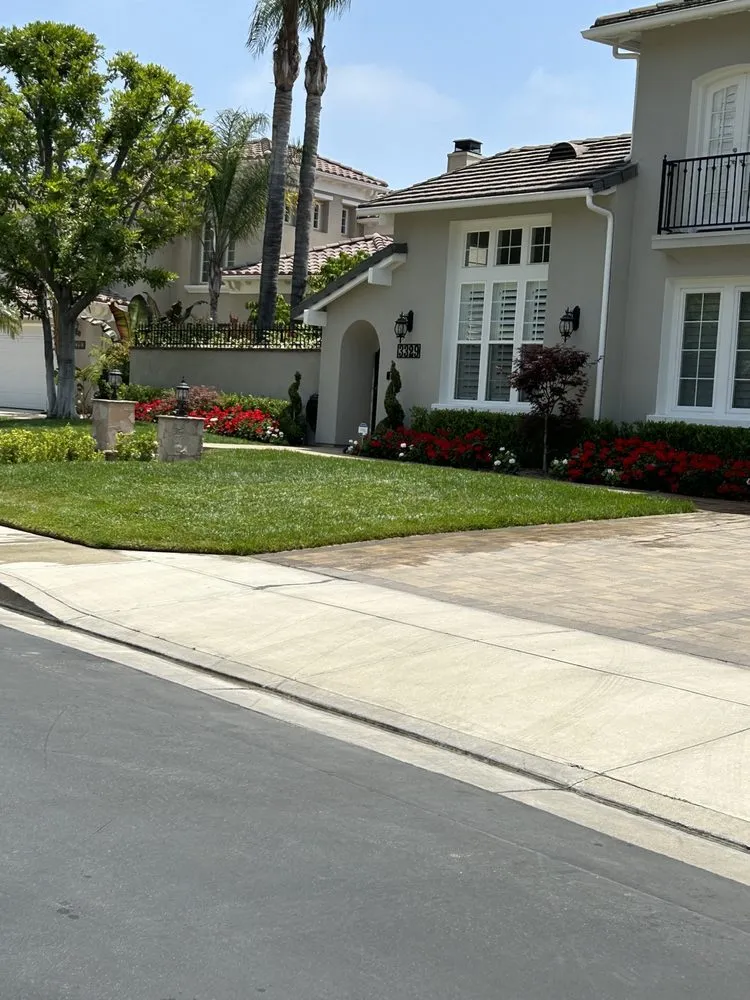 Affordable landscape design in West Hills, CA - Edgar Martinez