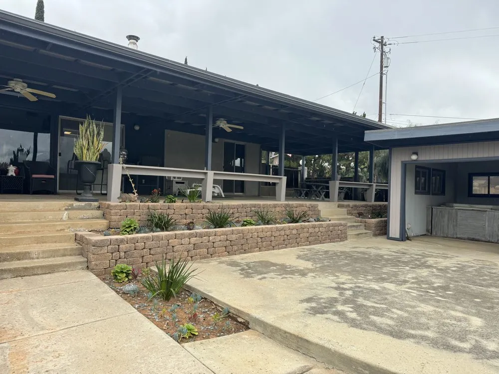 Top-rated lawn mowing service for beautiful yards across La mesa, CA - Edgar Ochoa Landscape