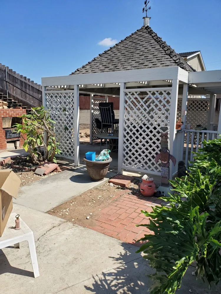 Top-rated garden landscaping with custom design across El Cajon, CA - Edgar's Landscaping and General Contracting Services
