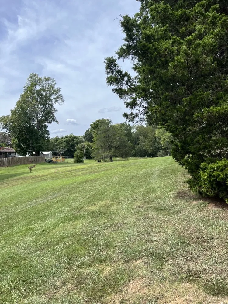 Top-rated garden landscaping in Rossville, GA - Edge Control Outdoor Services