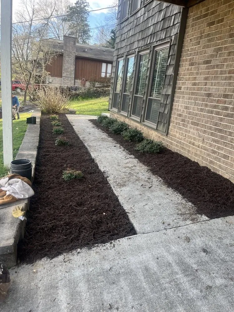 Top-rated lawn mowing service in Rossville, GA by Edge Control Outdoor Services