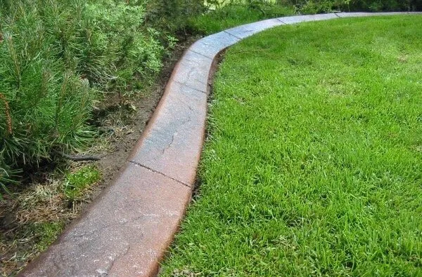 Professional landscaping services in Saint John, IN - Edge Crafters