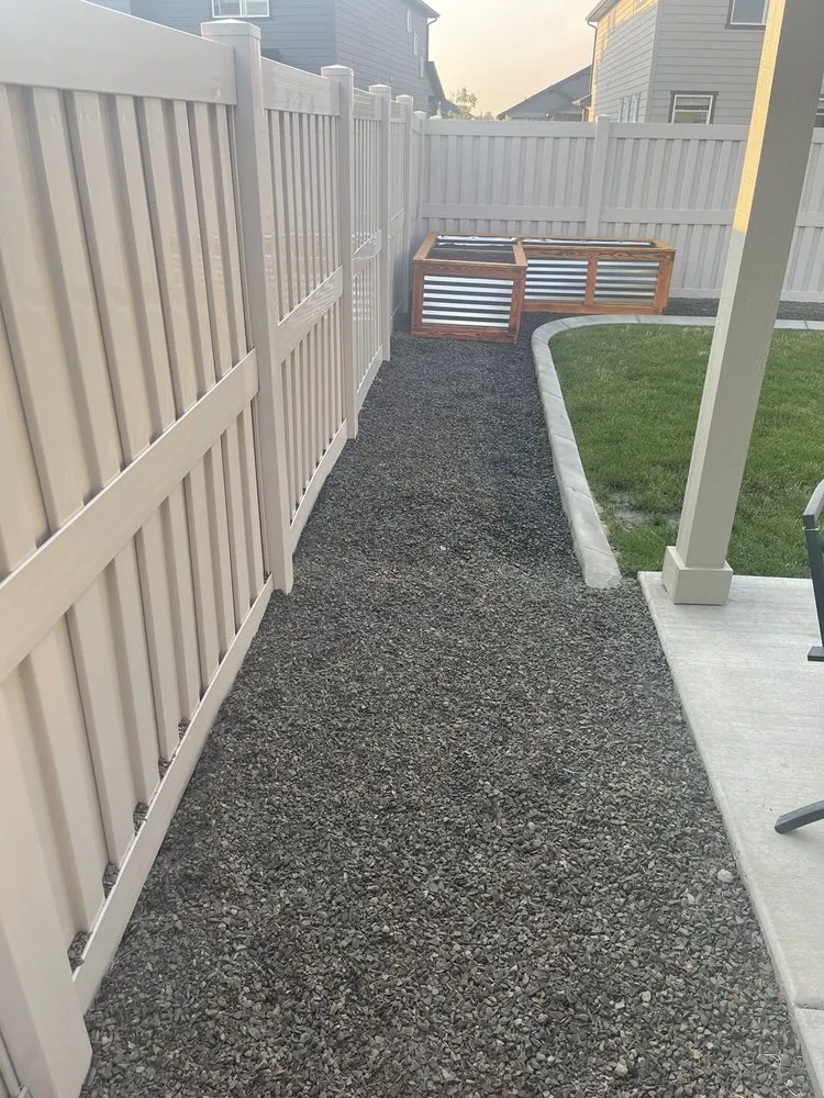 Top-rated landscaping services in Nampa, ID - Edge It Curbing