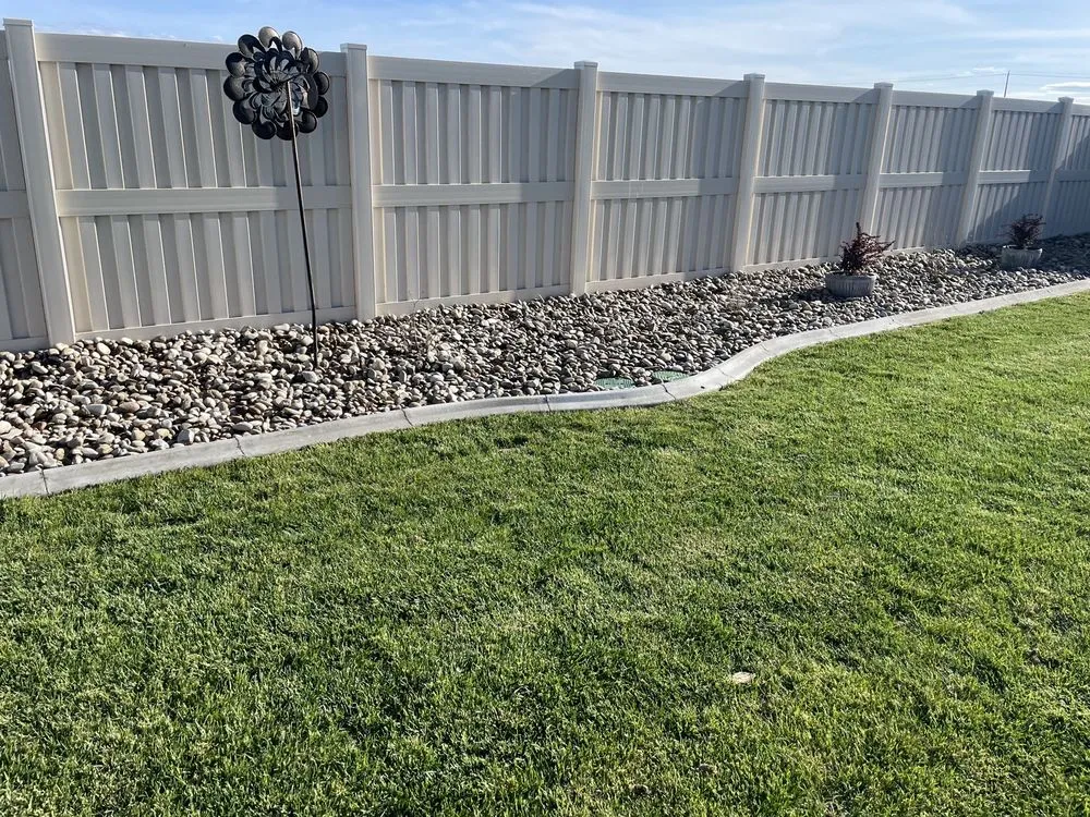Top-rated landscape installation for homes across Nampa, ID - Edge It Curbing
