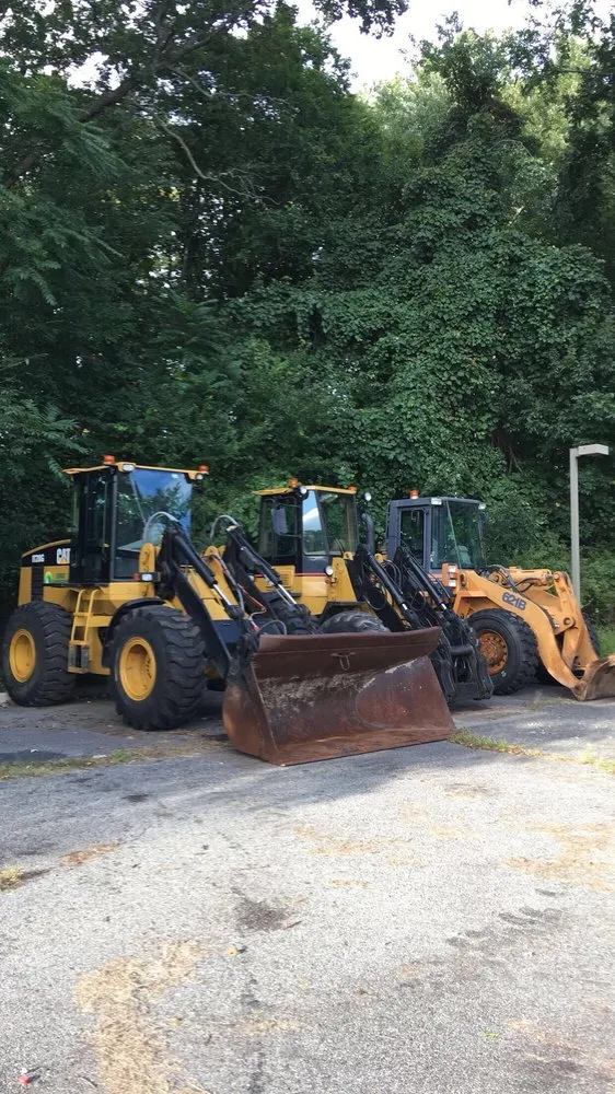 Professional lawn mowing service in Orangeburg, NY - Edge Landscaping