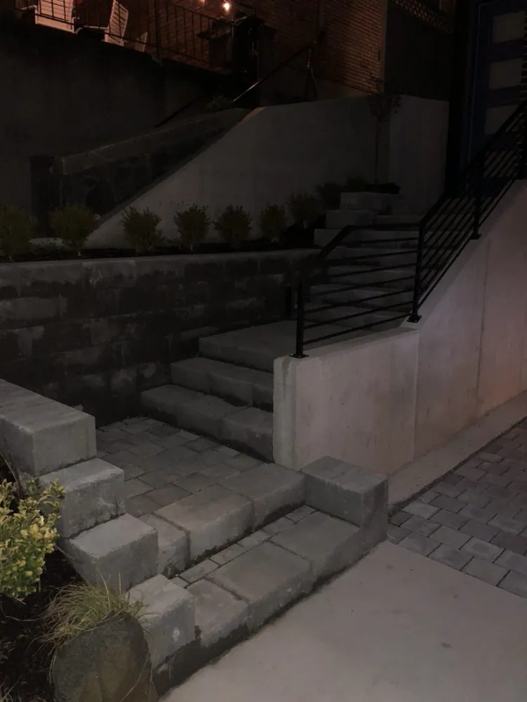 Reliable yard maintenance for residential properties across Seattle, WA - Edge Landscaping