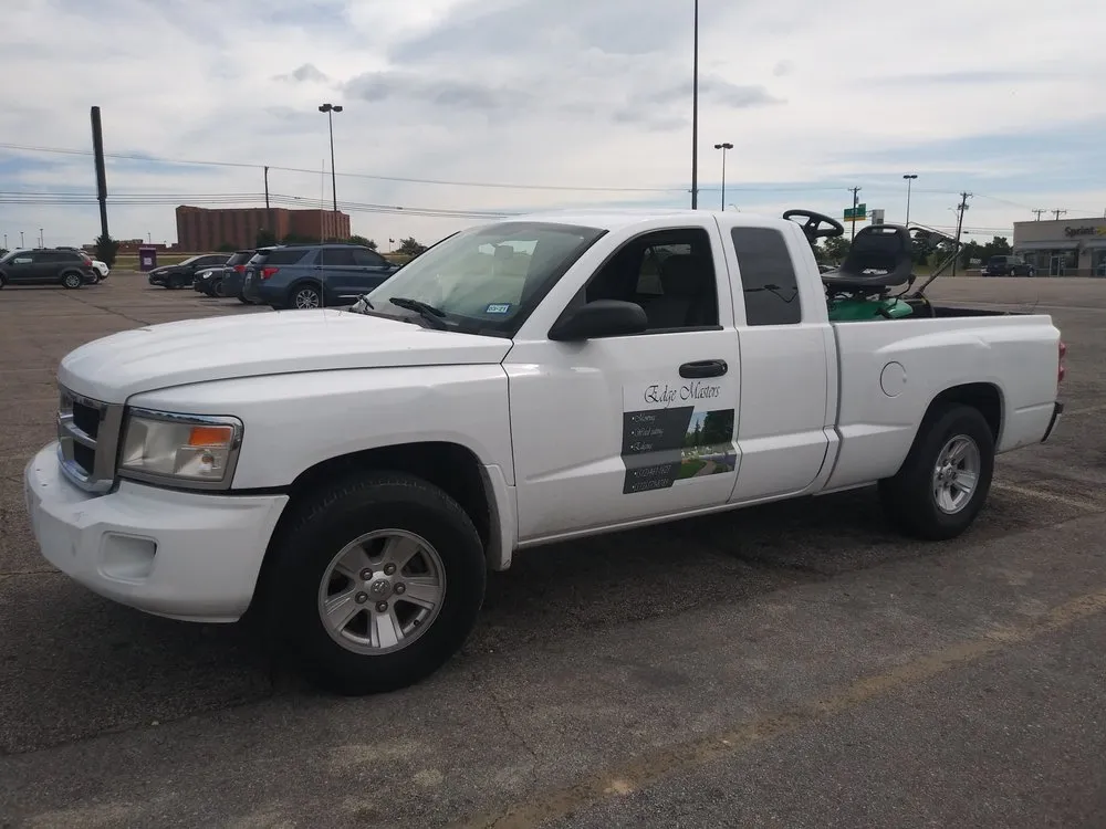 Top-rated landscape installation in Killeen, TX by Edge Masters