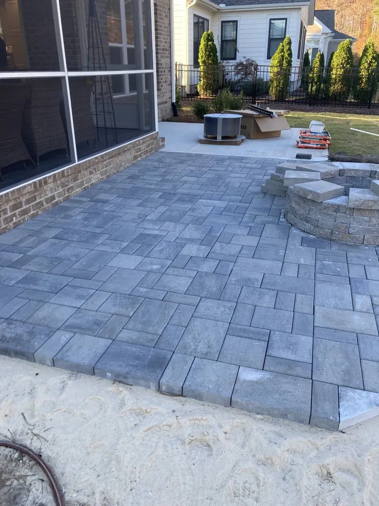 Local yard cleanup service in Wilmington, NC - Edge Outdoor Living