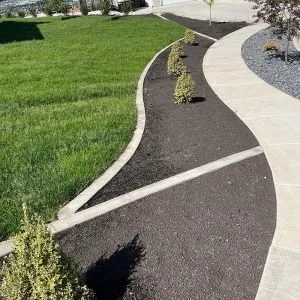 Expert outdoor landscaping experts serving Hyde Park, UT - Edge Pro Decorative Landscape Curbing