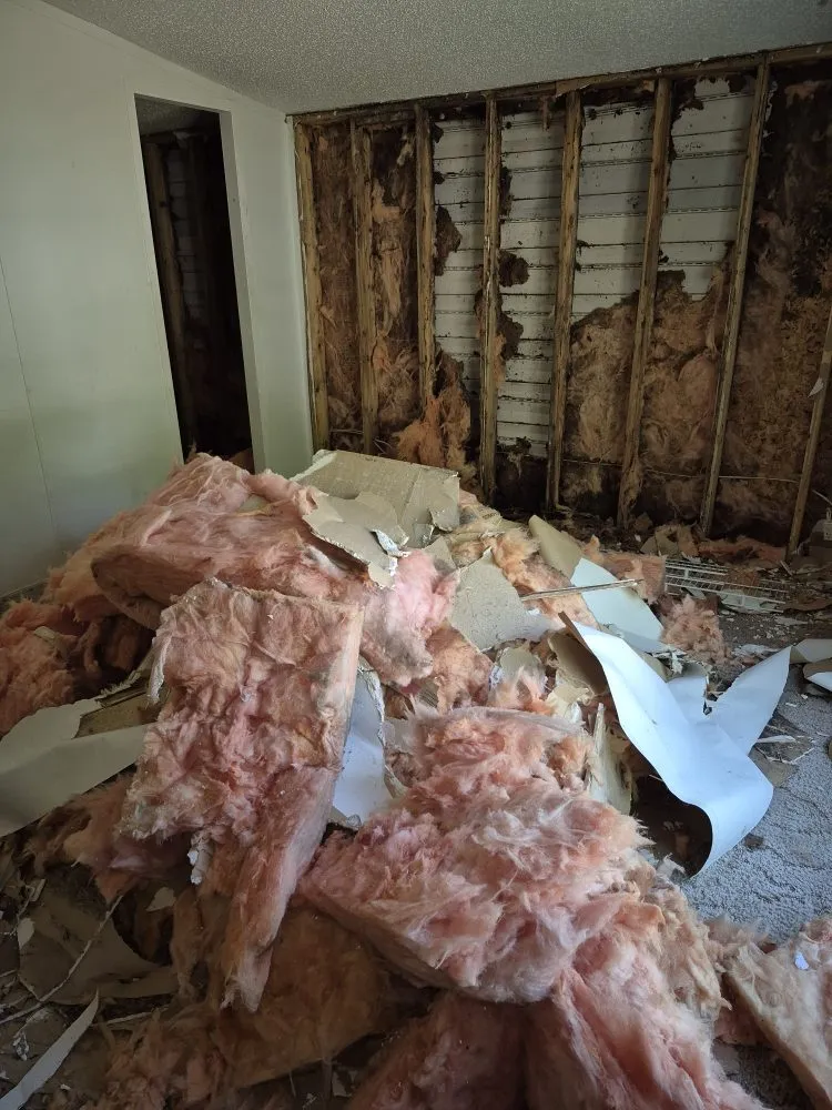 Expert yard maintenance for residential properties in Antwerp, OH by Edge to Edge Construction