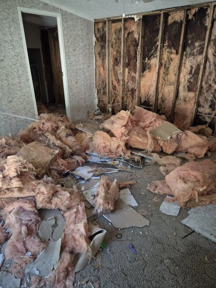 Custom residential landscaping in Antwerp, OH - Edge to Edge Construction