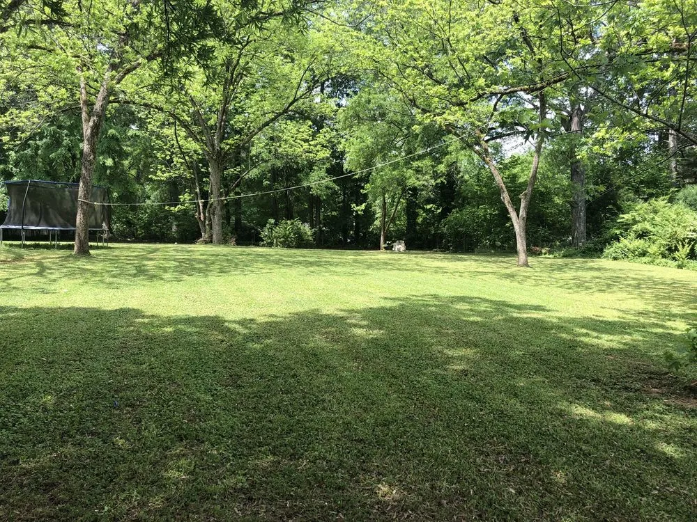 Expert residential landscaping in Greenwood, SC by Edge To Edge