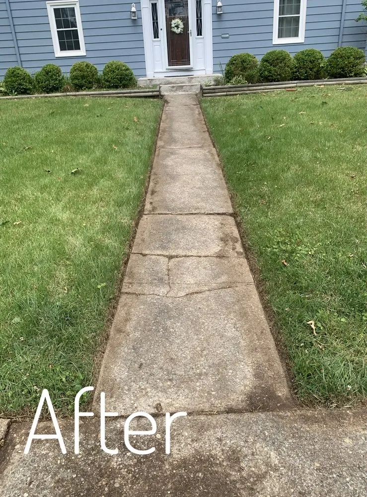 Expert lawn mowing service experts serving Cincinnati, OH - Edge To Edge Lawn Care