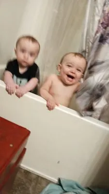 Edge To Edge Services Logo