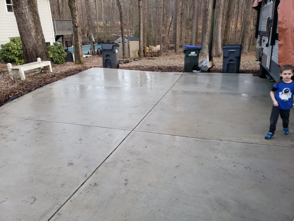 Expert landscape design in Woodstock, GA - Edge To Hedge Lawncare