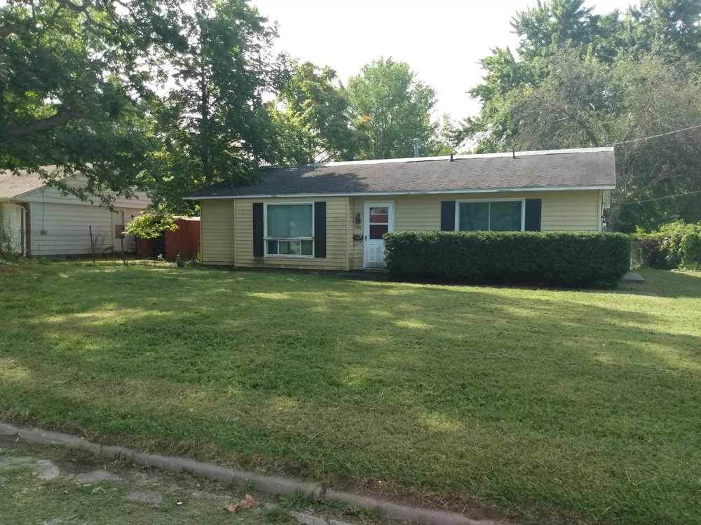 Trusted yard maintenance for year-round maintenance across Danville, IL - Edge Up Lawn Care