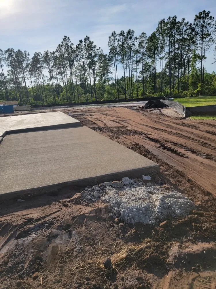 Top-rated yard maintenance for residential properties in Saint Augustine, FL by Edgepoint Lawn and Tractor