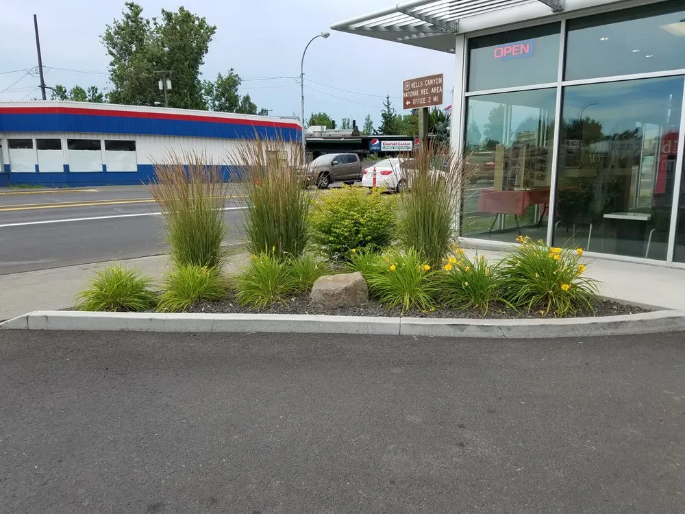 Custom landscape design in Lewiston, ID by Edgewater Lawn and Landscaping