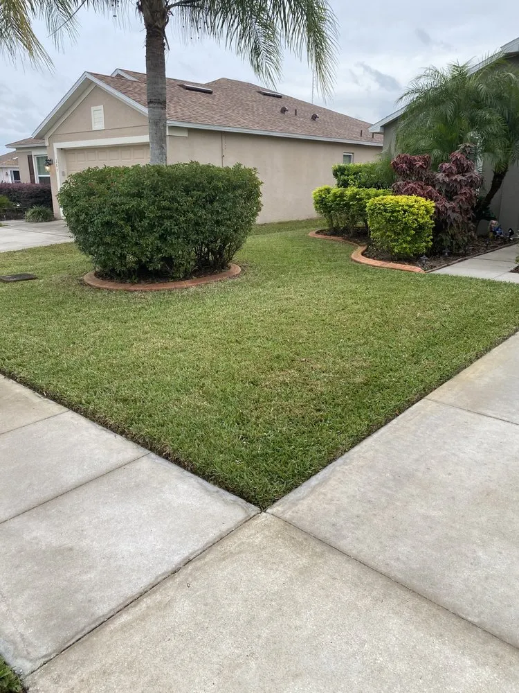 Expert outdoor landscaping for beautiful yards across Daytona Beach, FL - Edgewell Lawn Care