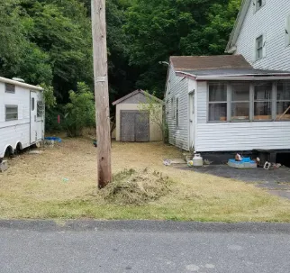 Top-rated landscaping services experts serving Schuylkill Haven, PA - Edgewood Mowing