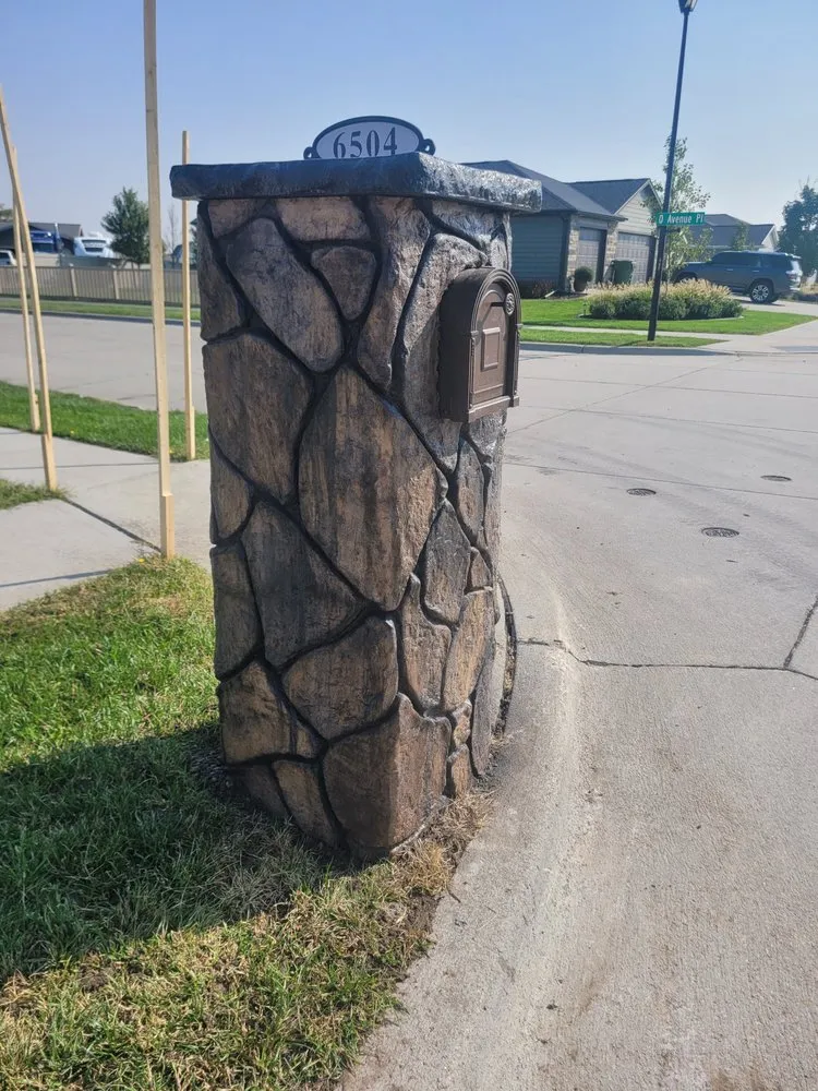 Custom landscape installation in Kearney, NE by Edging Nebraska